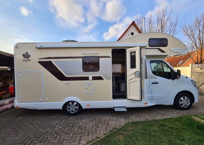Wohnmobil - Aussenansicht